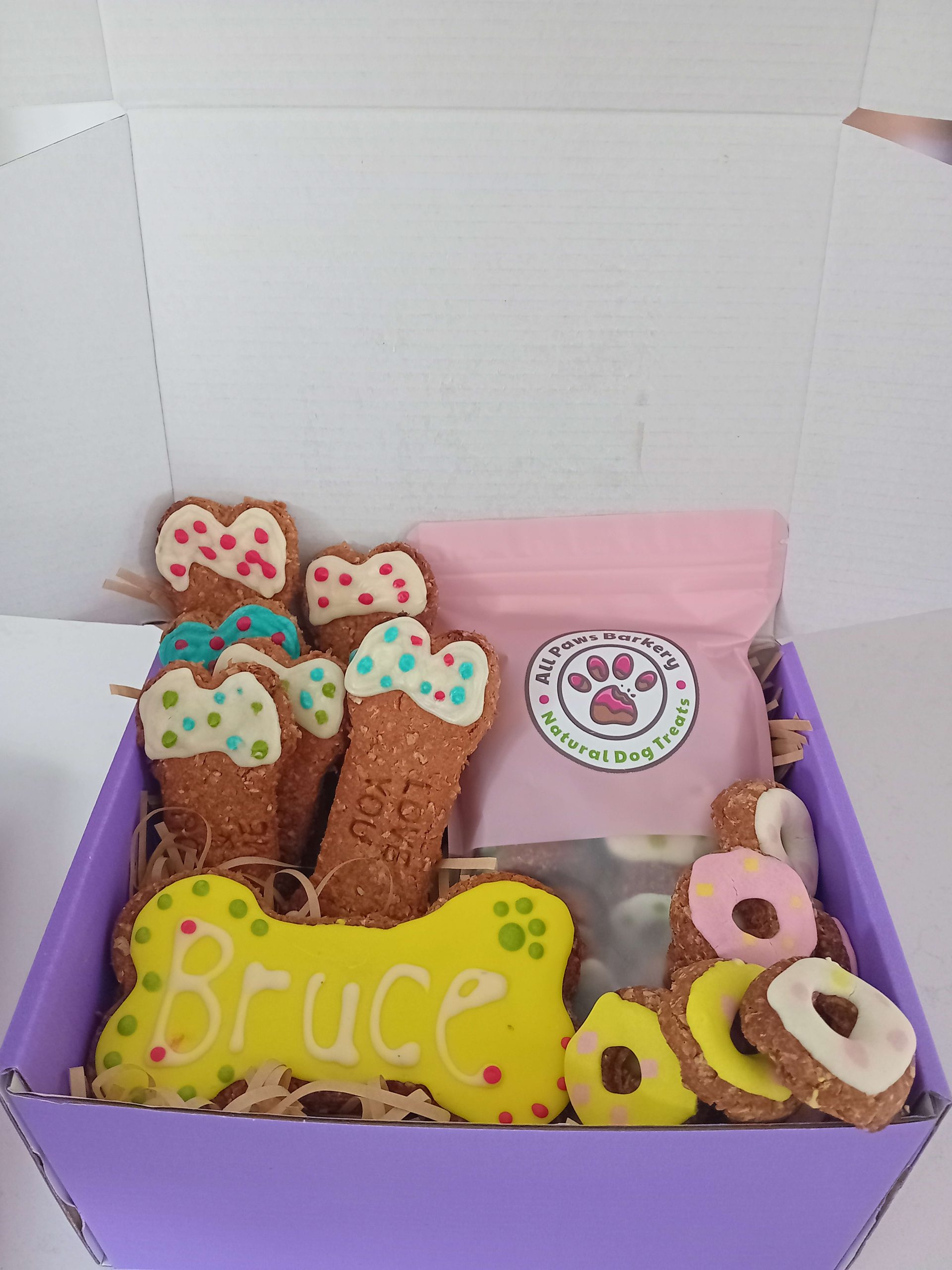 Gift Box All Paws Barkery